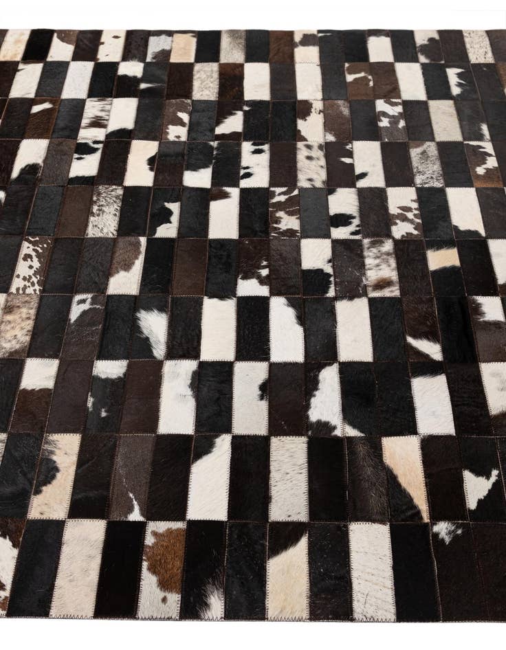 Detail image of  4' 11 x 7' 11 Cowhide - Patchwork Rug