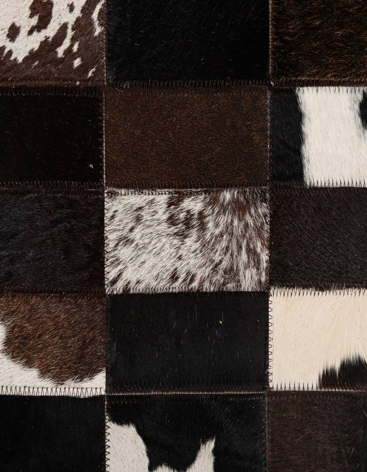 Detail image of  4' 11 x 7' 11 Cowhide - Patchwork Rug