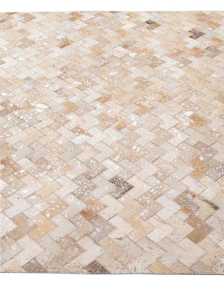 Detail image of  5' x 7' 11 Cowhide - Patchwork Rug