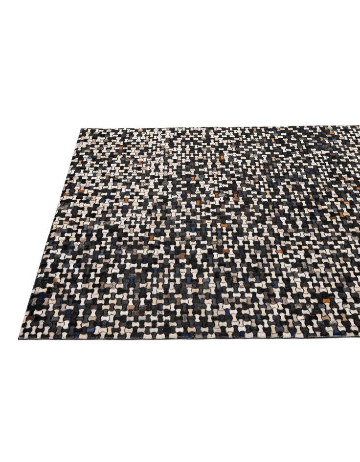 Detail image of  5' 1 x 8' Cowhide - Patchwork Rug