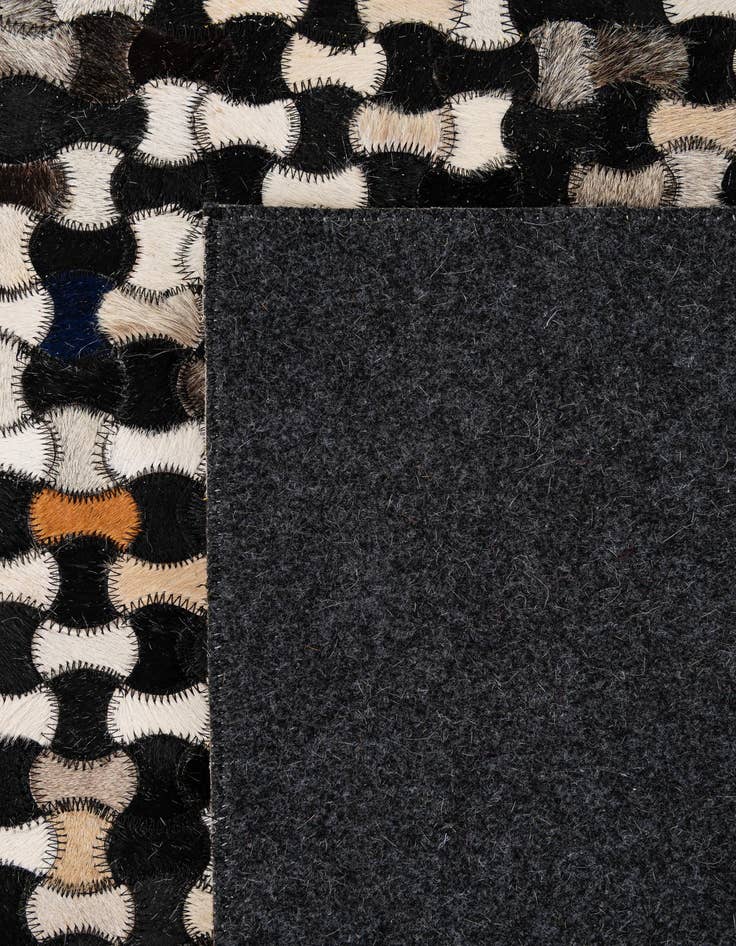 Detail image of  5' 1 x 8' Cowhide - Patchwork Rug