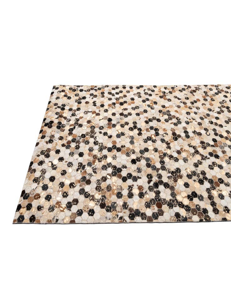 Detail image of  5' 2 x 8' Cowhide - Patchwork Rug