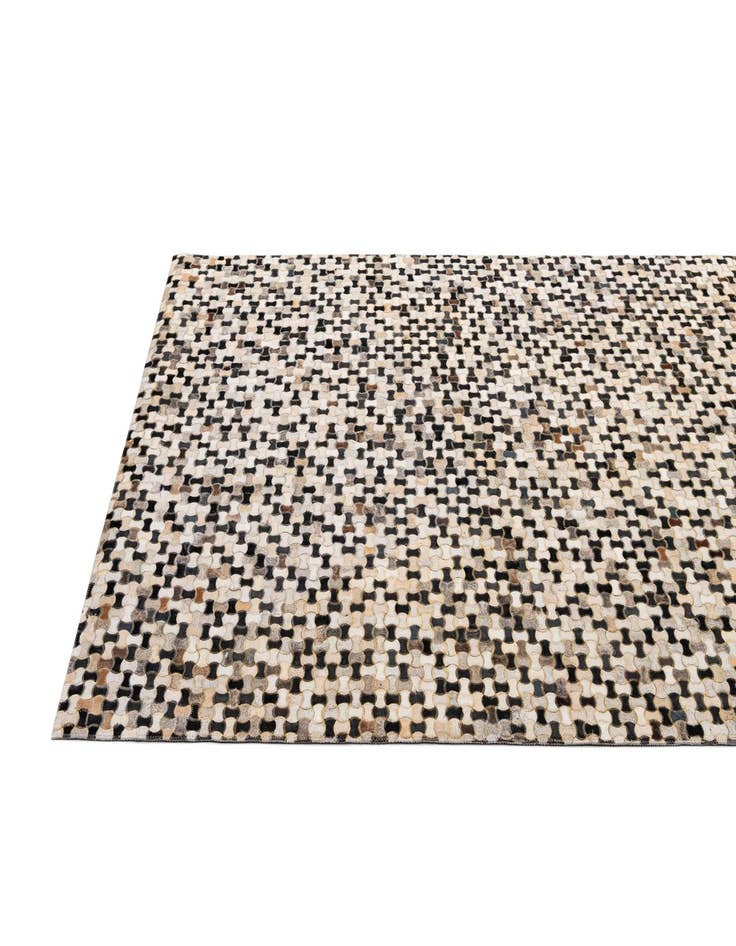 Detail image of  5' 1 x 8' Cowhide - Patchwork Rug