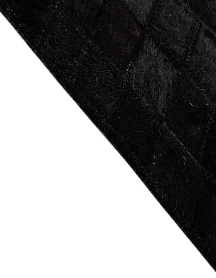 Detail image of  5' x 8' Cowhide - Patchwork Rug