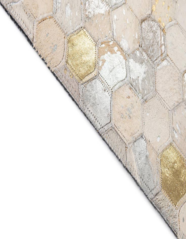 Detail image of  5' x 8' Cowhide - Patchwork Rug