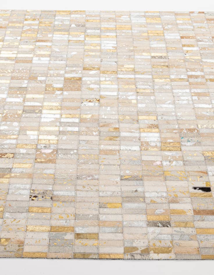 Detail image of  4' 11 x 7' 11 Cowhide - Patchwork Rug