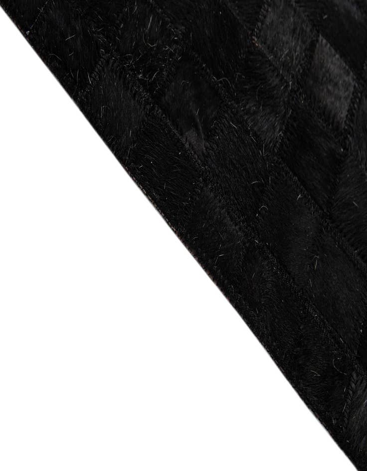 Detail image of  5' 1 x 8' Cowhide - Patchwork Rug