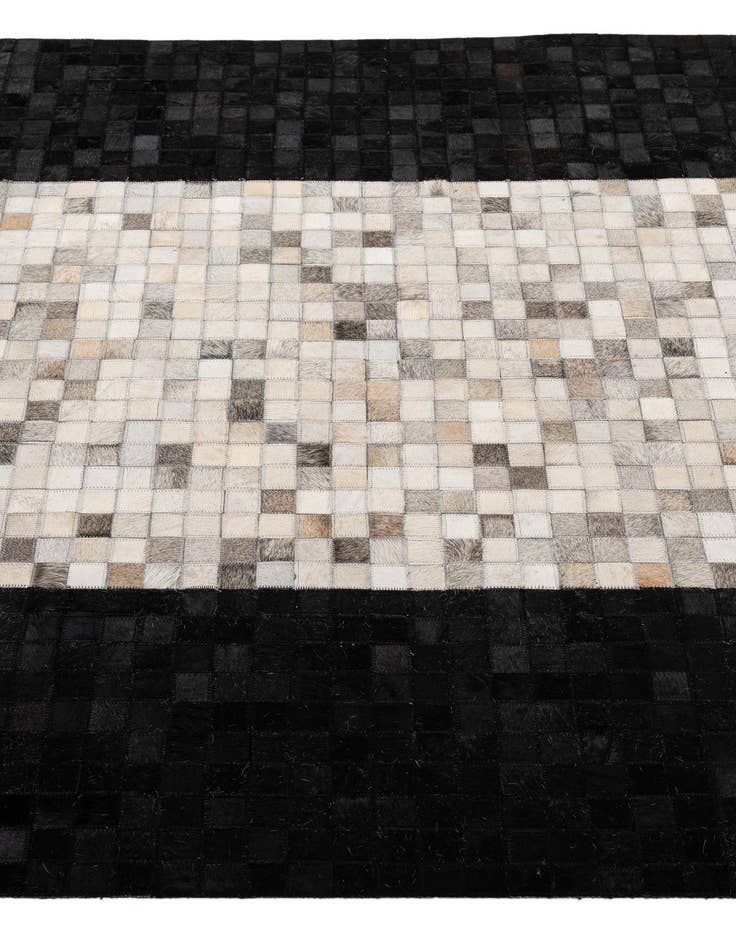 Detail image of  5' x 7' 10 Cowhide - Patchwork Rug