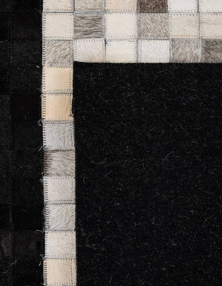 Detail image of  5' x 7' 10 Cowhide - Patchwork Rug