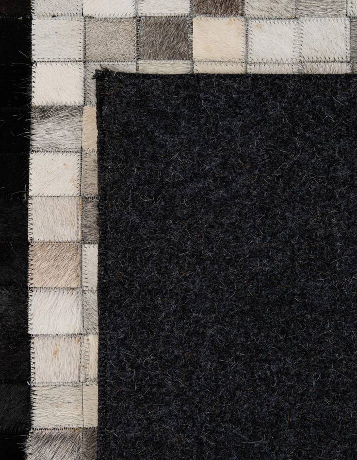 Detail image of  5' x 7' 10 Cowhide - Patchwork Rug