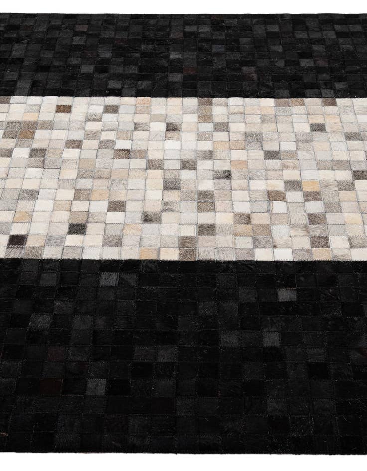 Detail image of  5' 1 x 7' 11 Cowhide - Patchwork Rug