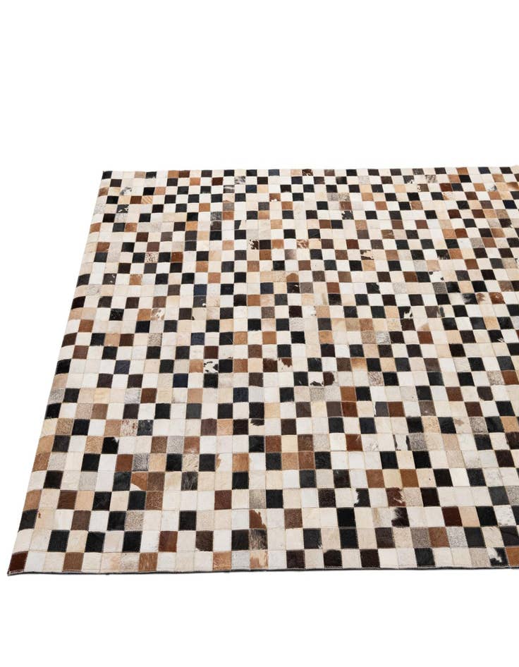 Detail image of  5' 1 x 8' Cowhide - Patchwork Rug