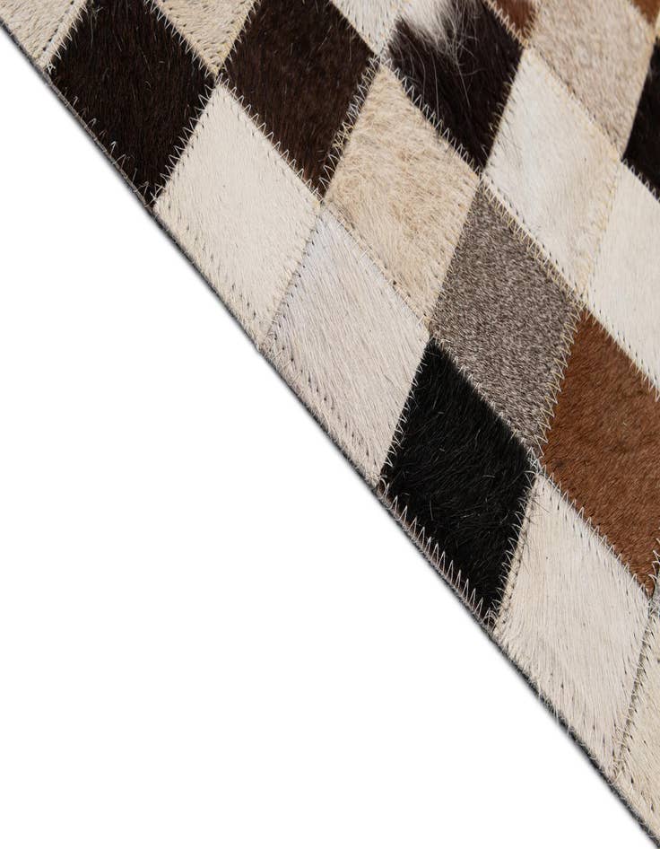 Detail image of  5' 1 x 8' Cowhide - Patchwork Rug