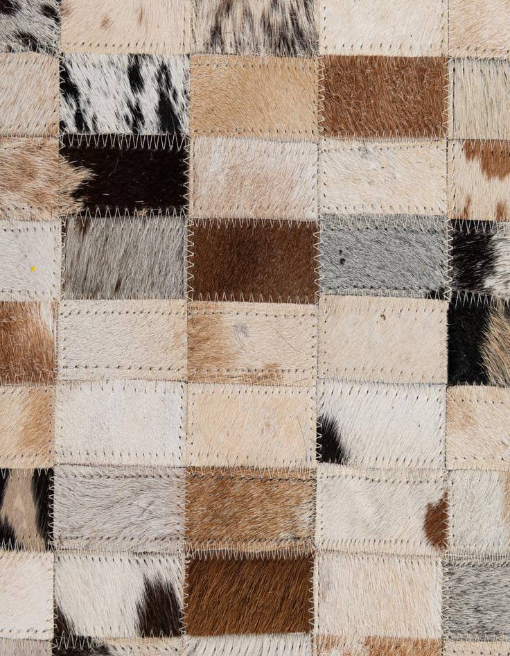 Detail image of  5' x 8' 1 Cowhide - Patchwork Rug