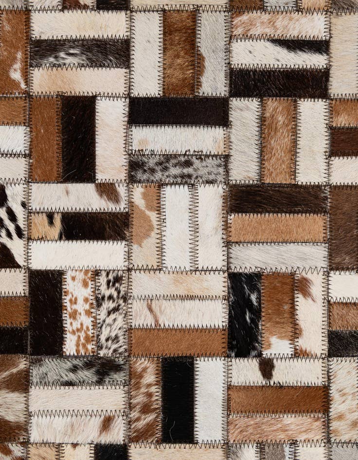 Detail image of  5' x 7' 11 Cowhide - Patchwork Rug