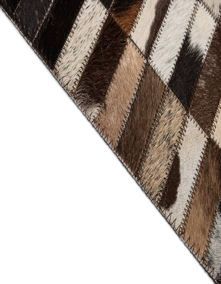 Detail image of  5' 3 x 8' Cowhide - Patchwork Rug