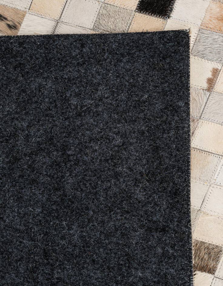 Detail image of  5' x 7' 10 Cowhide - Patchwork Rug