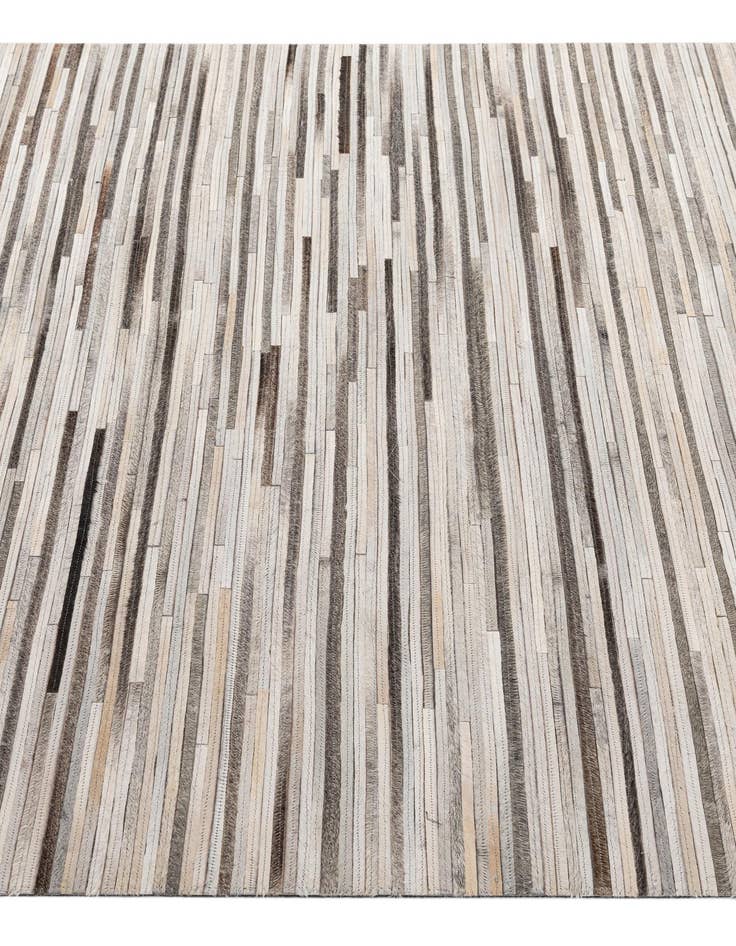 Detail image of  5' 2 x 8' Cowhide - Patchwork Rug