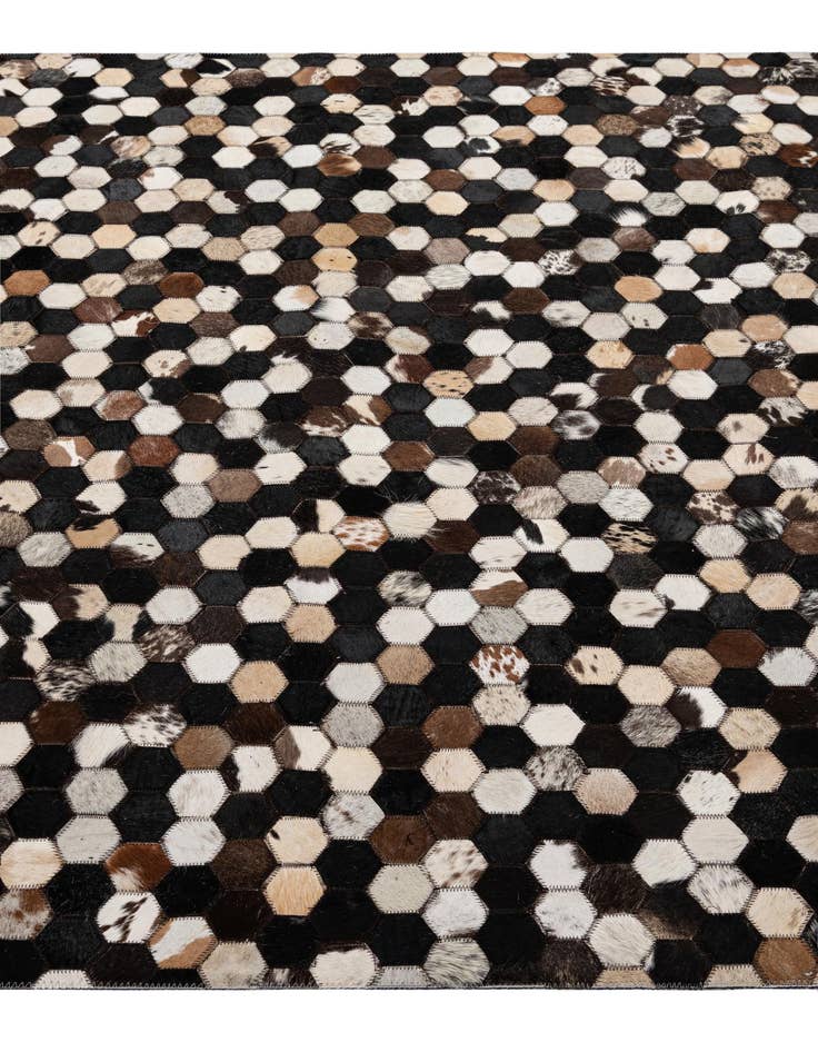 Detail image of  5' 1 x 8' Cowhide - Patchwork Rug