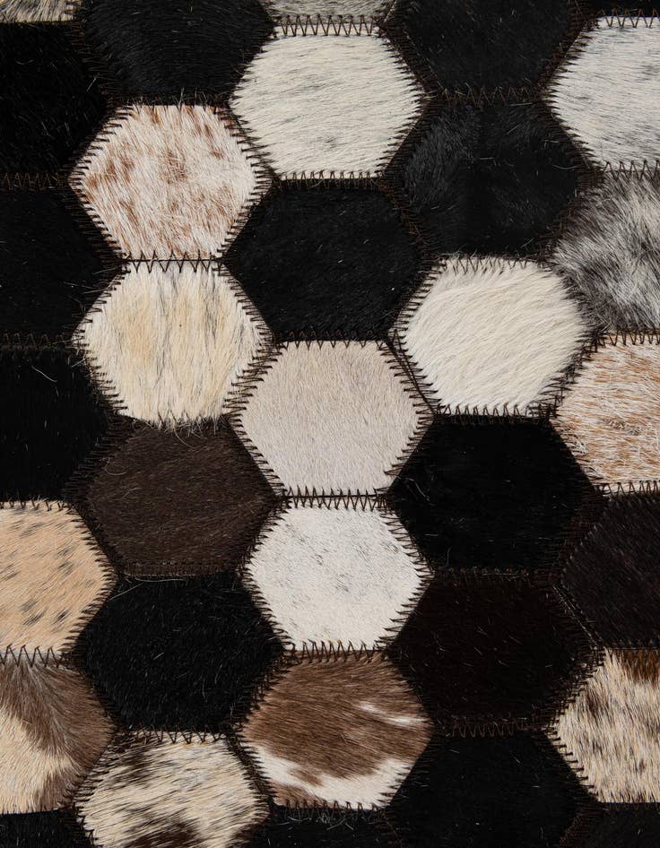 Detail image of  5' 1 x 8' Cowhide - Patchwork Rug