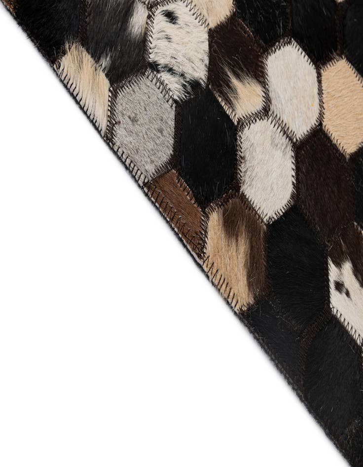 Detail image of  5' x 8' Cowhide - Patchwork Rug