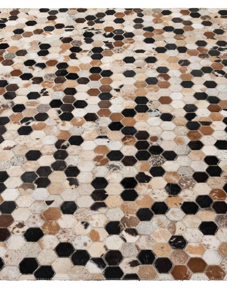 Detail image of  5' 1 x 8' Cowhide - Patchwork Rug