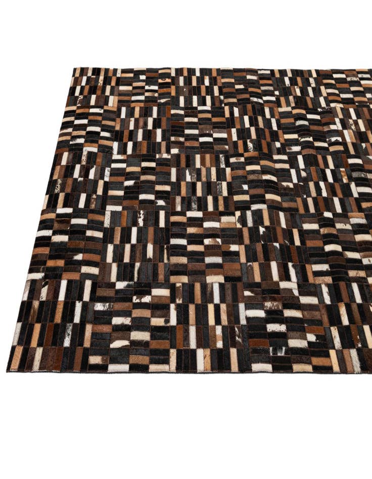 Detail image of  5' x 7' 10 Cowhide - Patchwork Rug