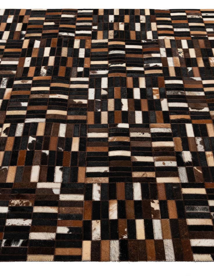 Detail image of  5' x 7' 10 Cowhide - Patchwork Rug