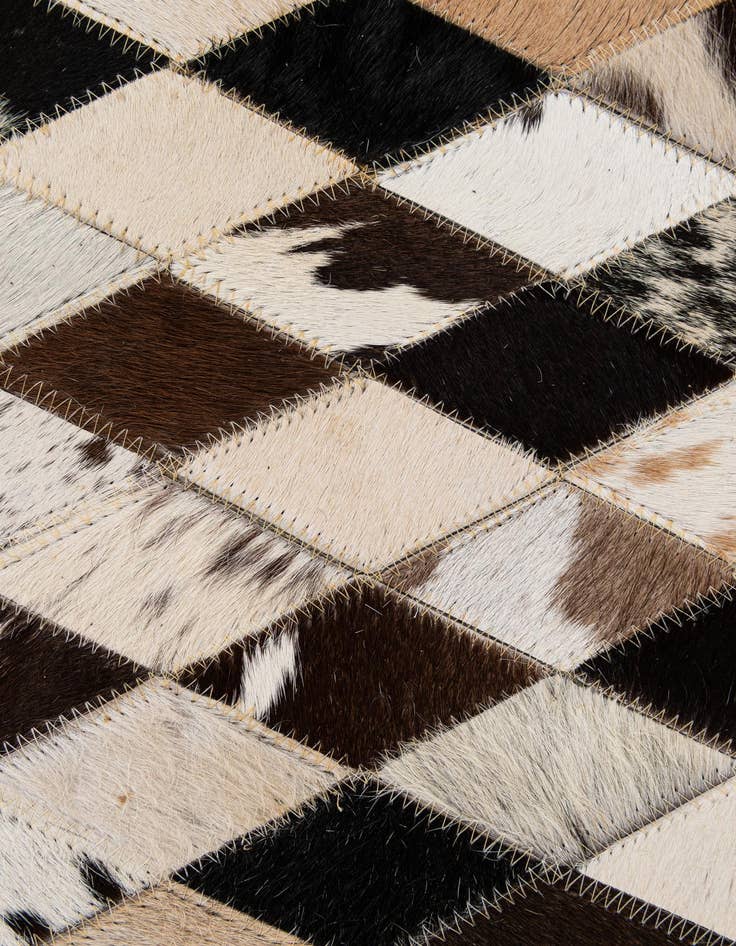 Detail image of  5' x 7' 11 Cowhide - Patchwork Rug