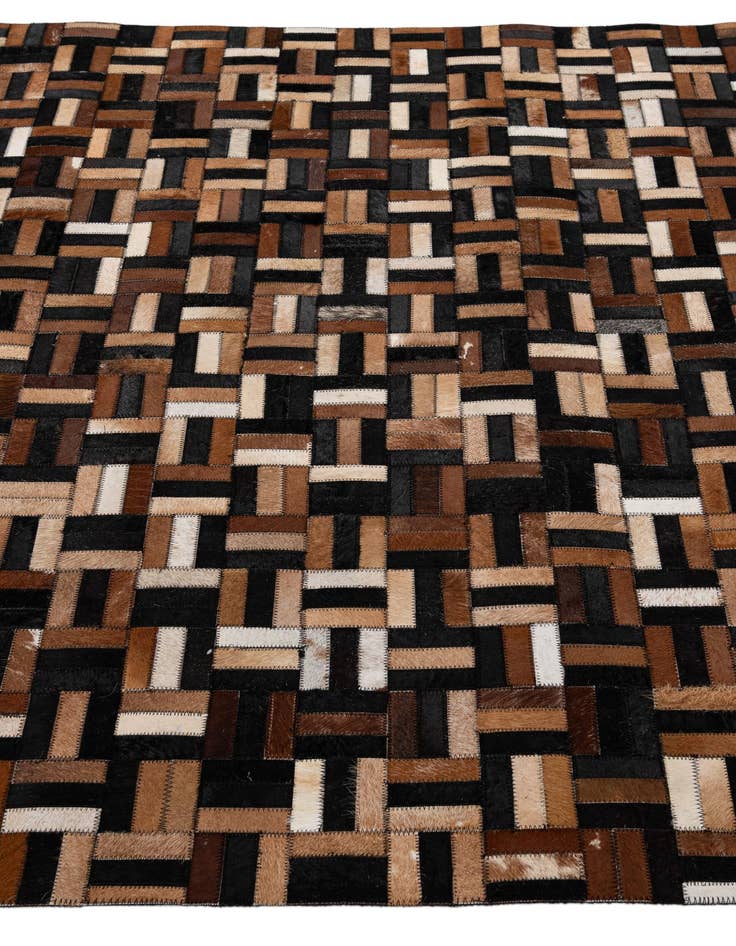 Detail image of  4' 11 x 8' Cowhide - Patchwork Rug