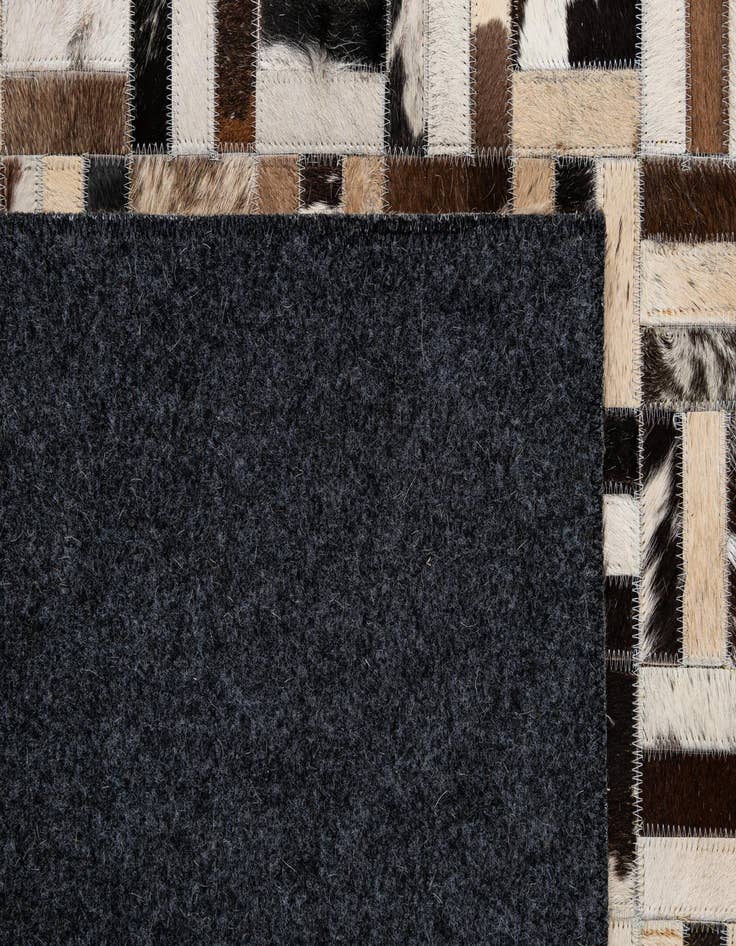 Detail image of  5' x 7' 10 Cowhide - Patchwork Rug