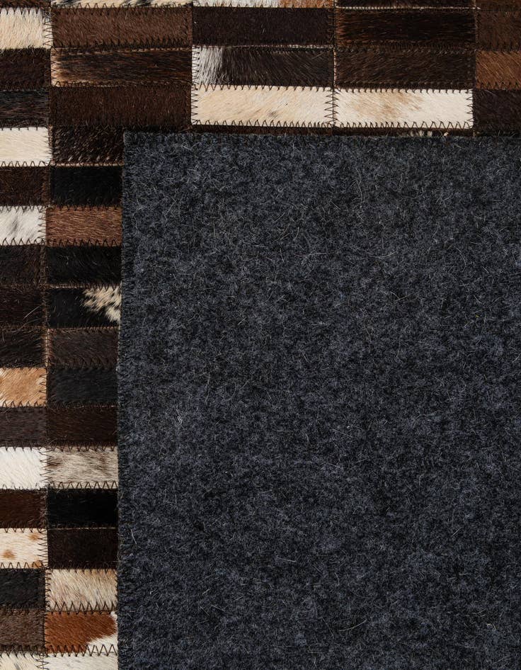 Detail image of  5' x 8' Cowhide - Patchwork Rug