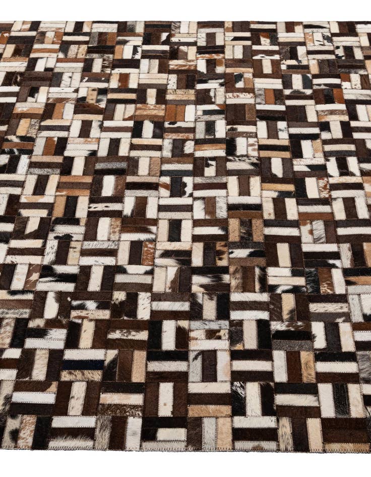 Detail image of  5' x 7' 11 Cowhide - Patchwork Rug