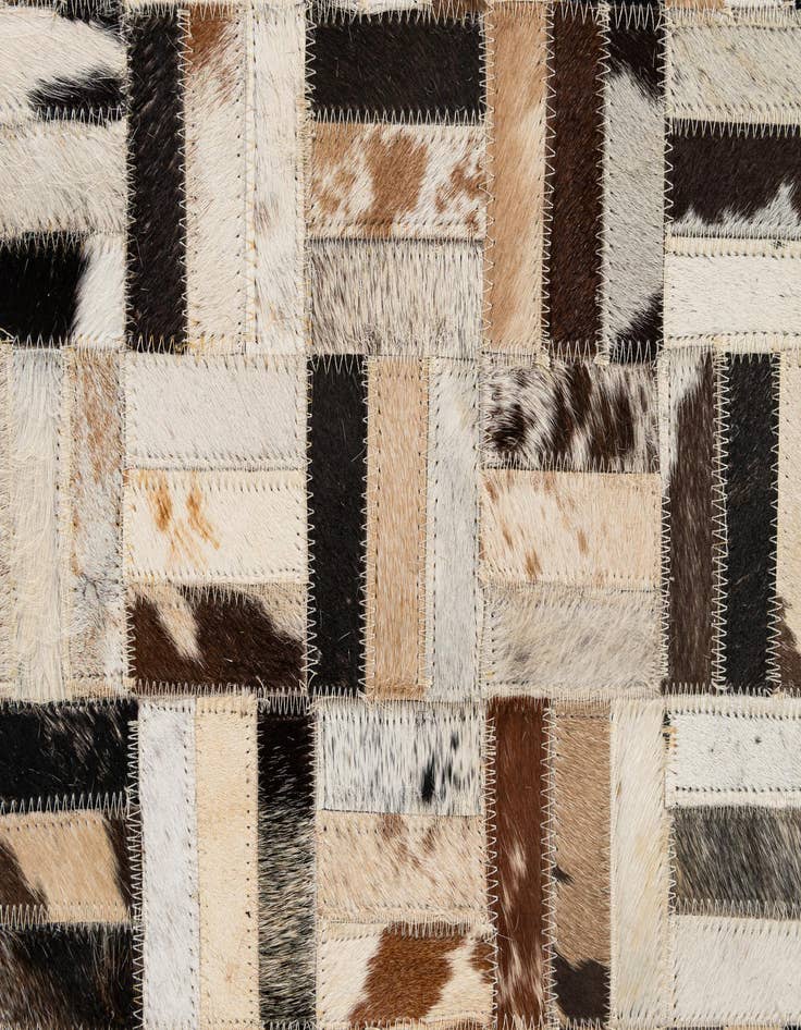 Detail image of  4' 11 x 7' 11 Cowhide - Patchwork Rug