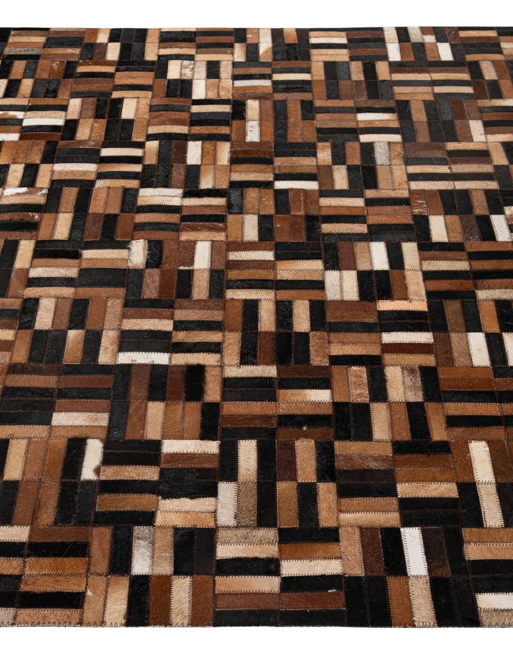 Detail image of  5' x 7' 11 Cowhide - Patchwork Rug