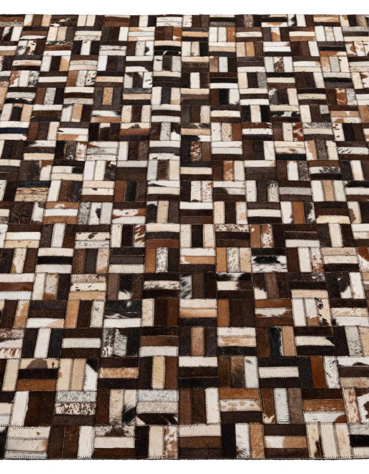 Detail image of  5' x 7' 10 Cowhide - Patchwork Rug