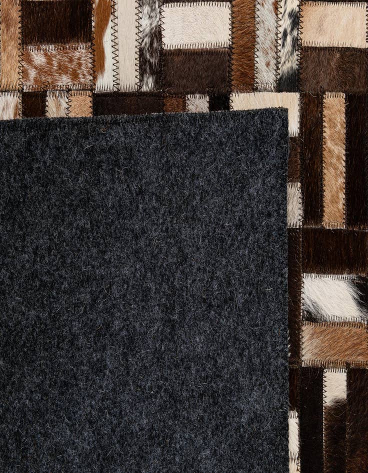 Detail image of  5' x 7' 10 Cowhide - Patchwork Rug