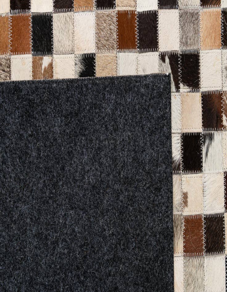 Detail image of  5' 1 x 7' 9 Cowhide - Patchwork Rug