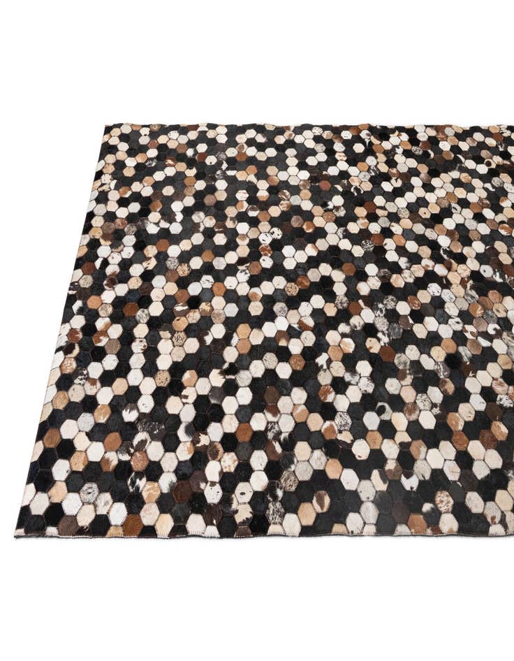 Detail image of  5' 1 x 8' Cowhide - Patchwork Rug