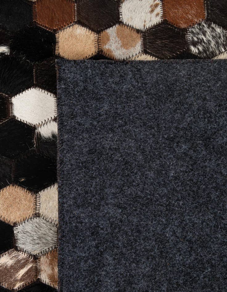 Detail image of  5' 1 x 8' Cowhide - Patchwork Rug