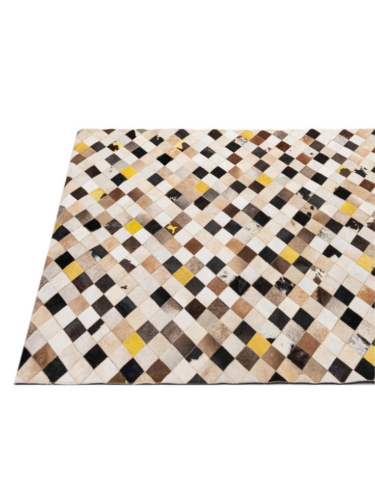 Detail image of  5' 1 x 8' Cowhide - Patchwork Rug