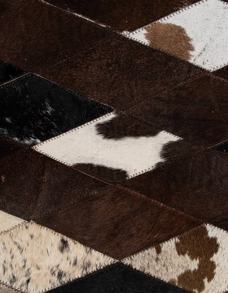 Detail image of  5' 10 x 8' Cowhide - Patchwork Rug