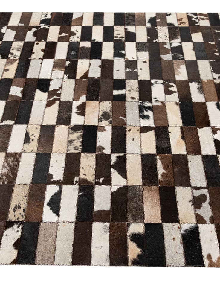 Detail image of  5' x 7' 11 Cowhide - Patchwork Rug