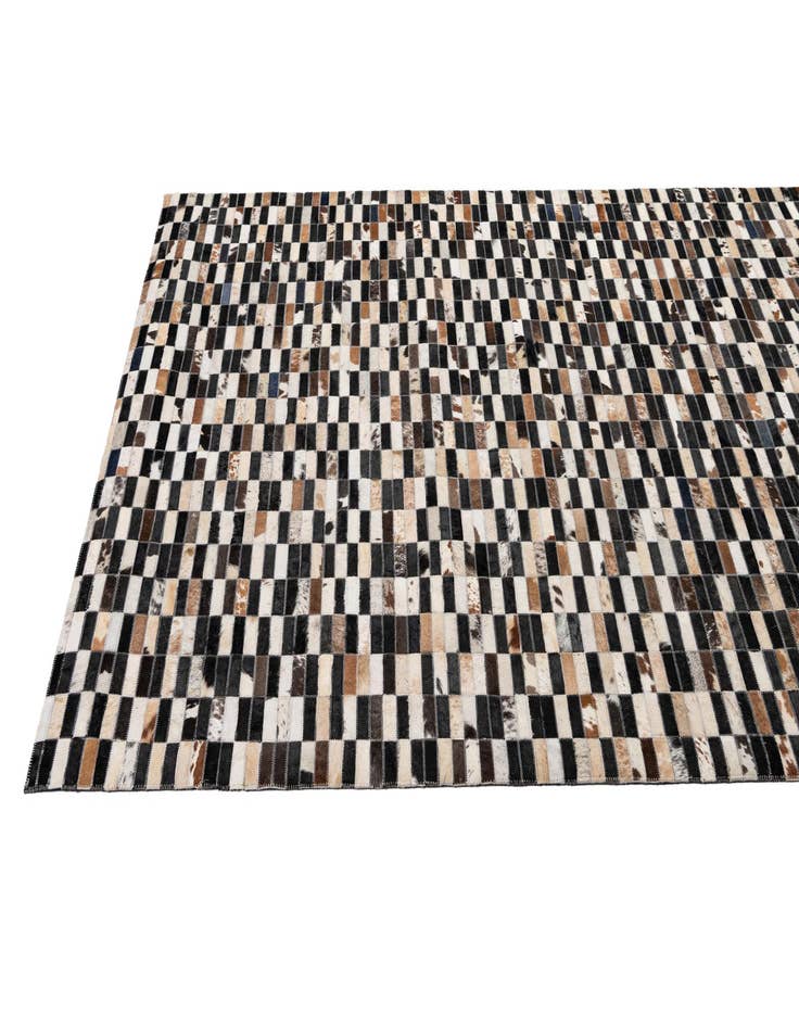 Detail image of  5' 3 x 8' Cowhide - Patchwork Rug