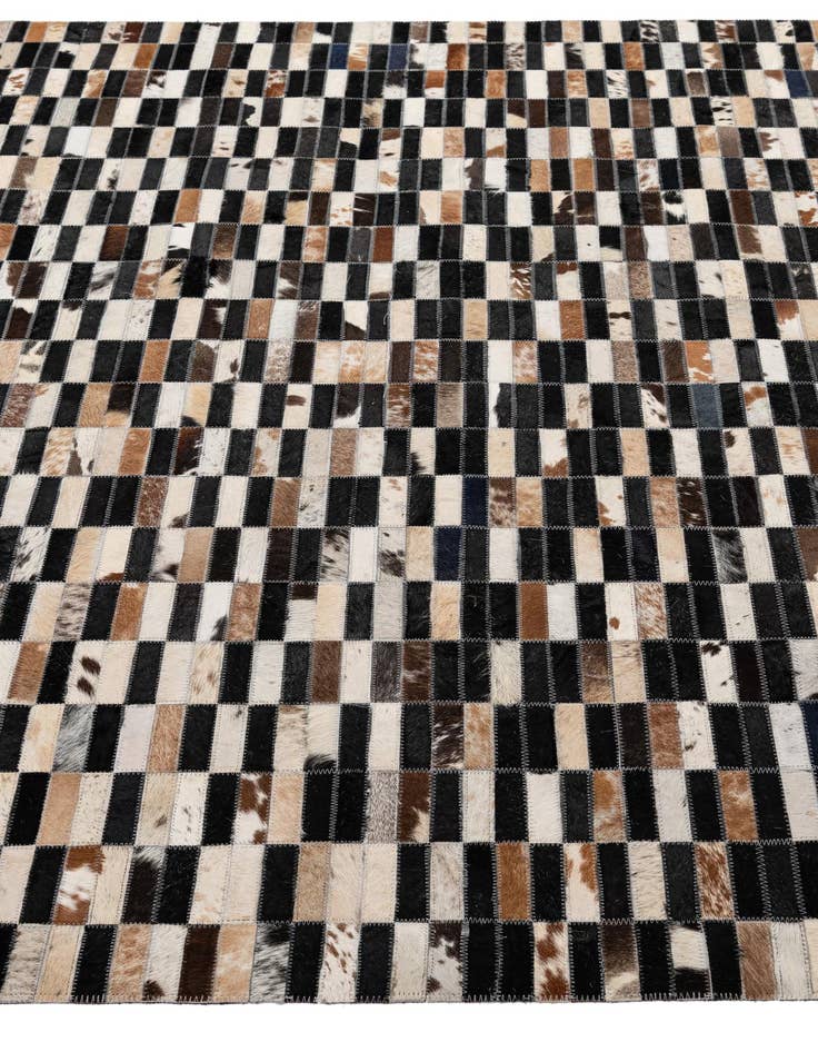 Detail image of  5' 3 x 8' Cowhide - Patchwork Rug