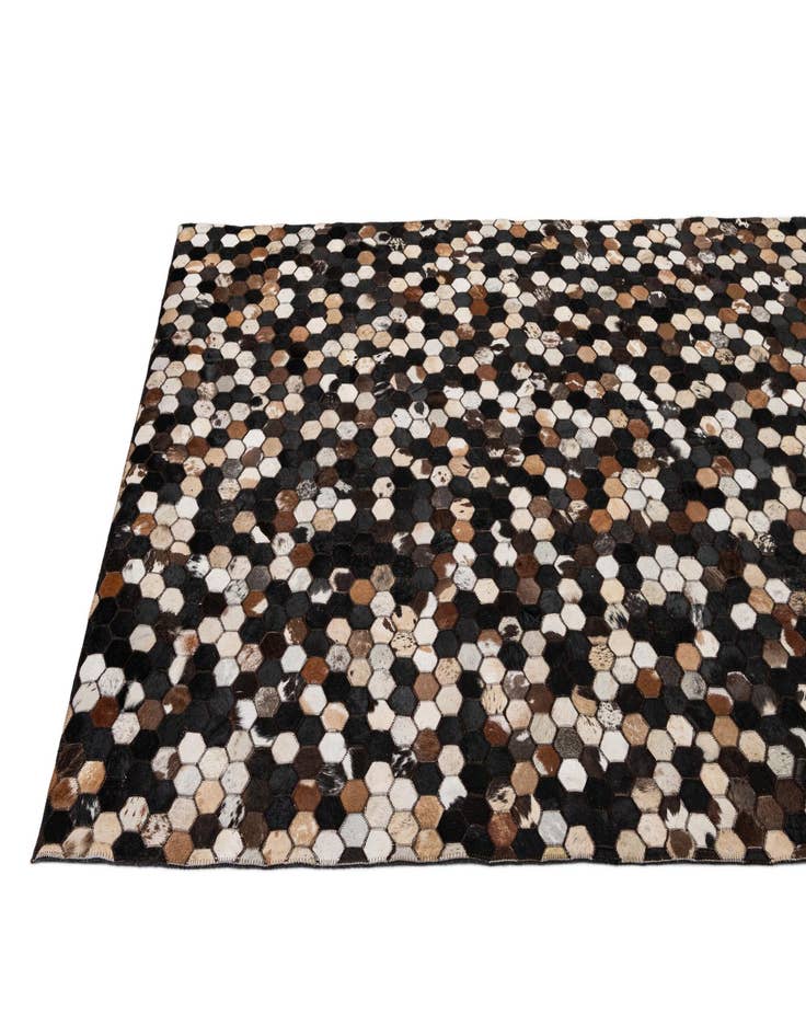 Detail image of  5' 2 x 8' Cowhide - Patchwork Rug
