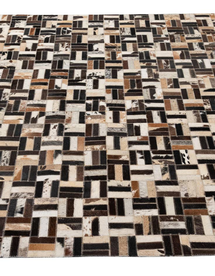 Detail image of  5' x 7' 11 Cowhide - Patchwork Rug