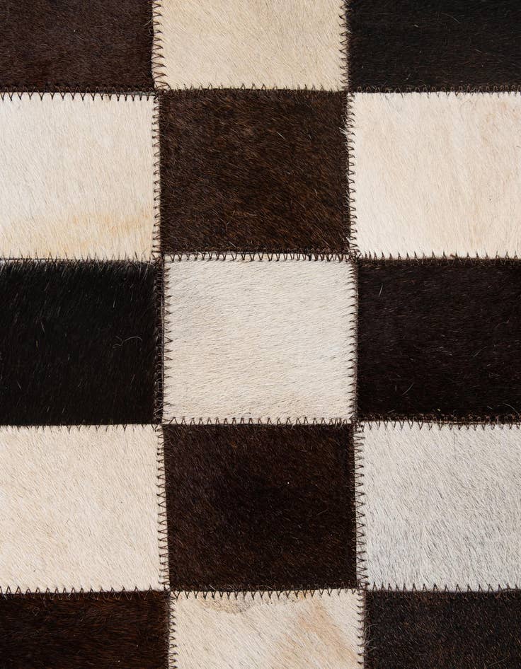 Detail image of  5' x 8' Cowhide - Patchwork Rug