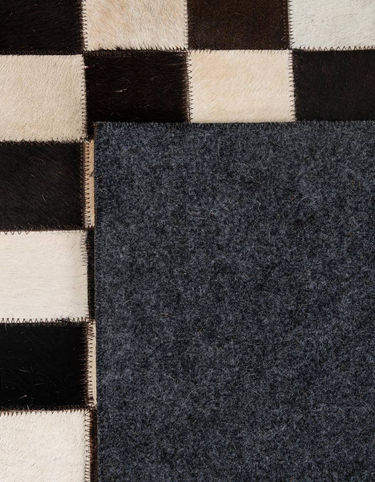 Detail image of  5' x 8' Cowhide - Patchwork Rug