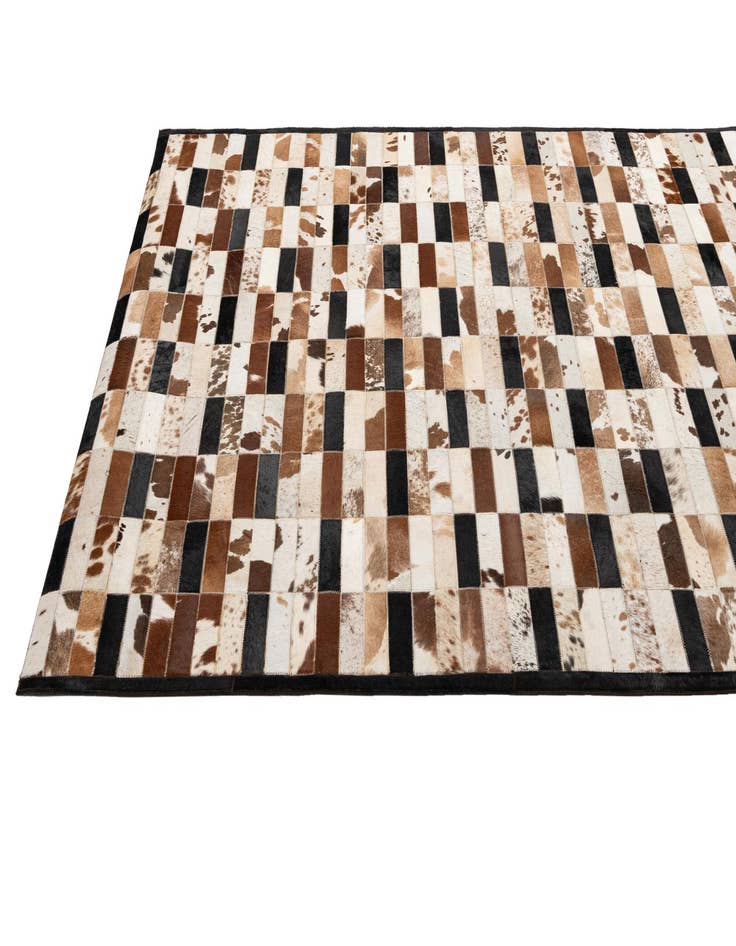 Detail image of  5' 1 x 7' 11 Cowhide - Patchwork Rug